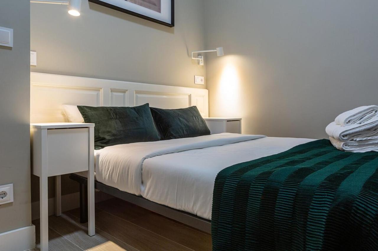 Cosy 2 Bedroom Apartment In Chamberi Madrid Buitenkant foto